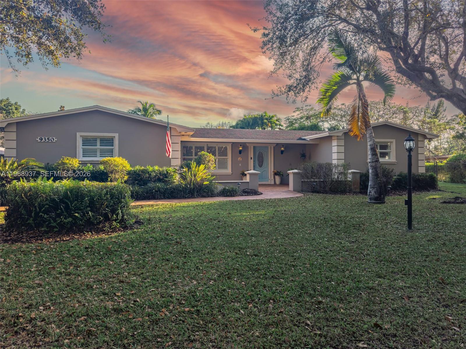 9350 SW 120th St, Miami FL 33176