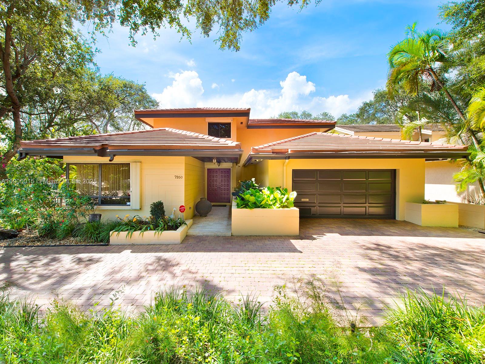 7950 Old Cutler Rd, Coral Gables FL 33143
