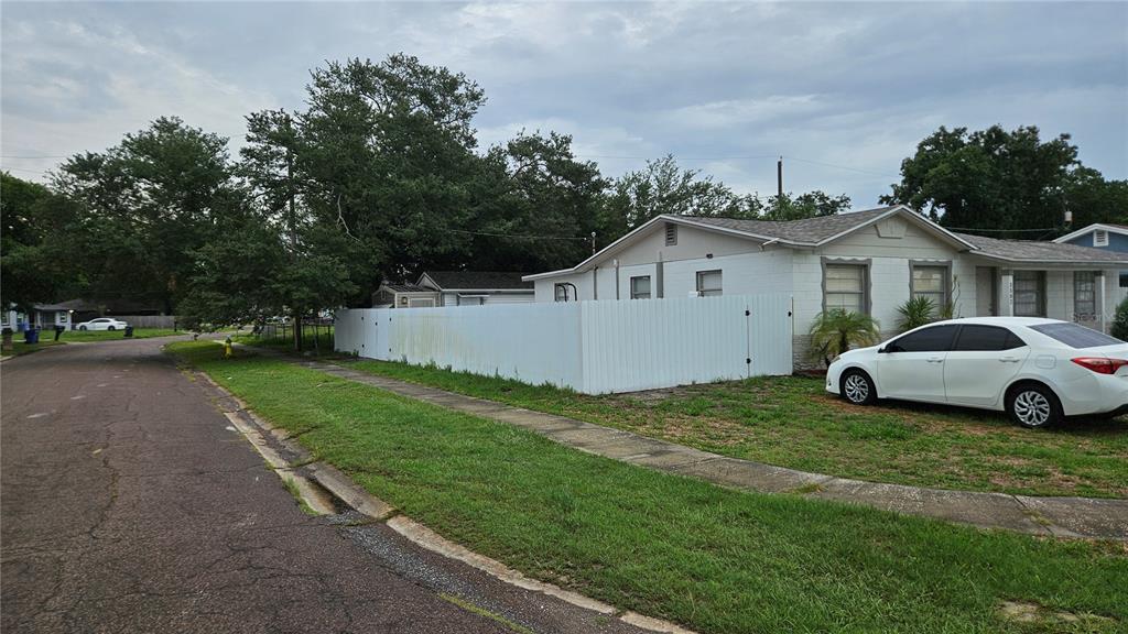 3502 LIBBY LOOP, TAMPA, FL — photo 3 of 30