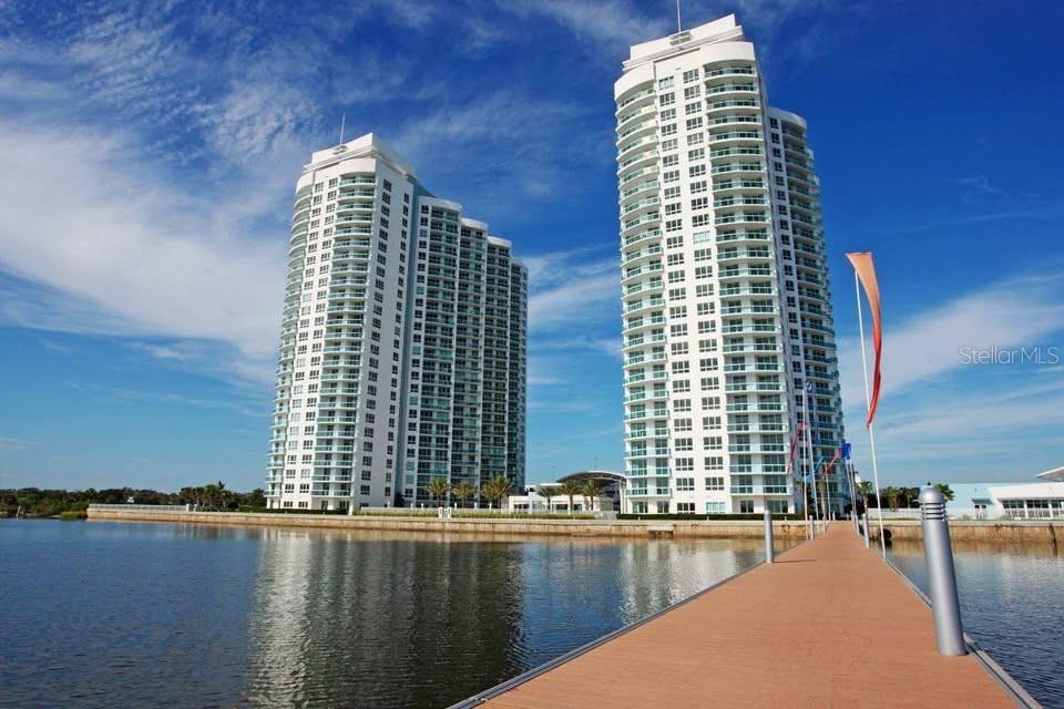 231 RIVERSIDE DRIVE UNIT 1504-1