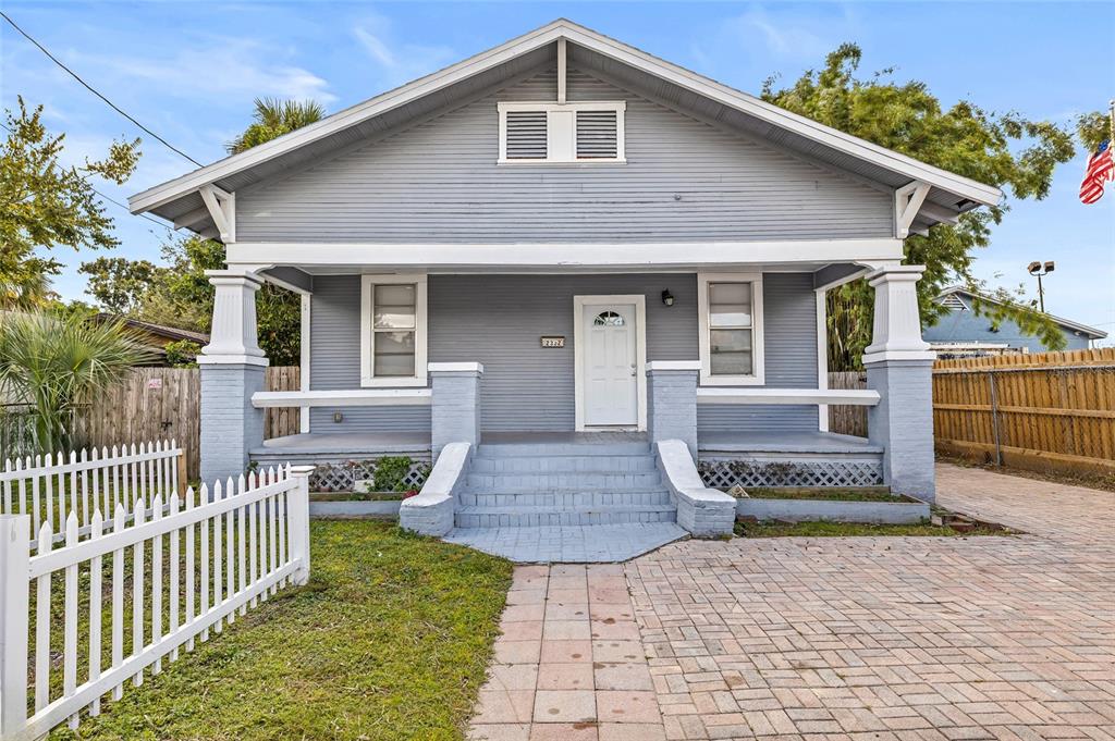 2332 W SAINT JOHN STREET