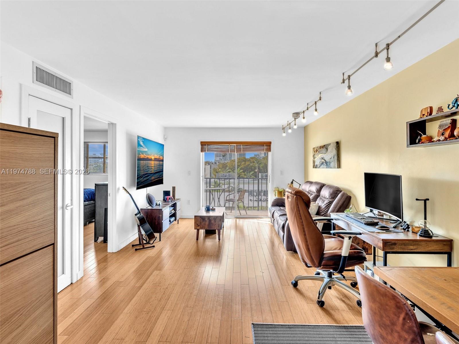 1236 Alton Rd # 402, Miami Beach FL 33139
