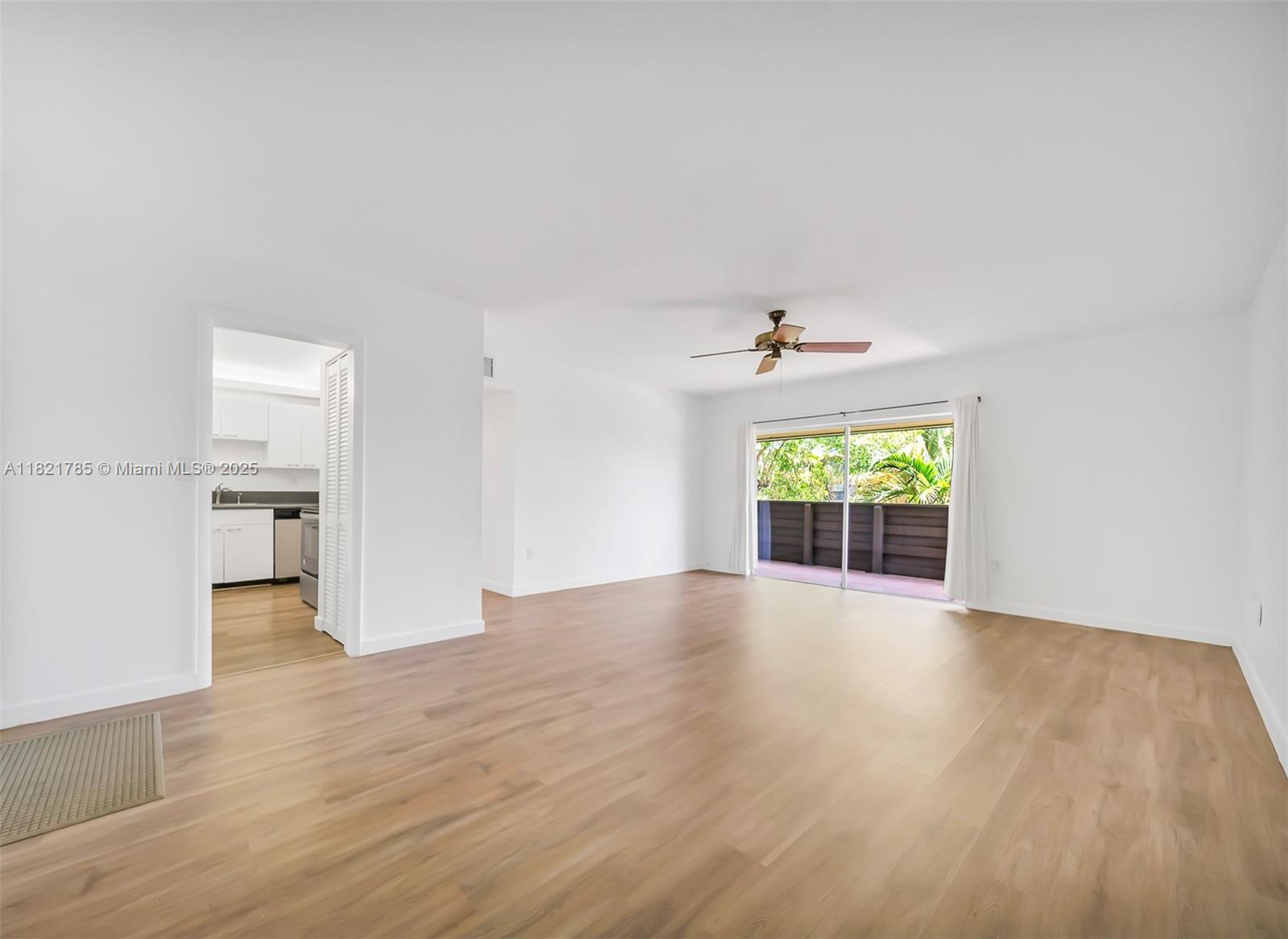 8335 SW 72nd Ave # 315D, Miami FL 33143