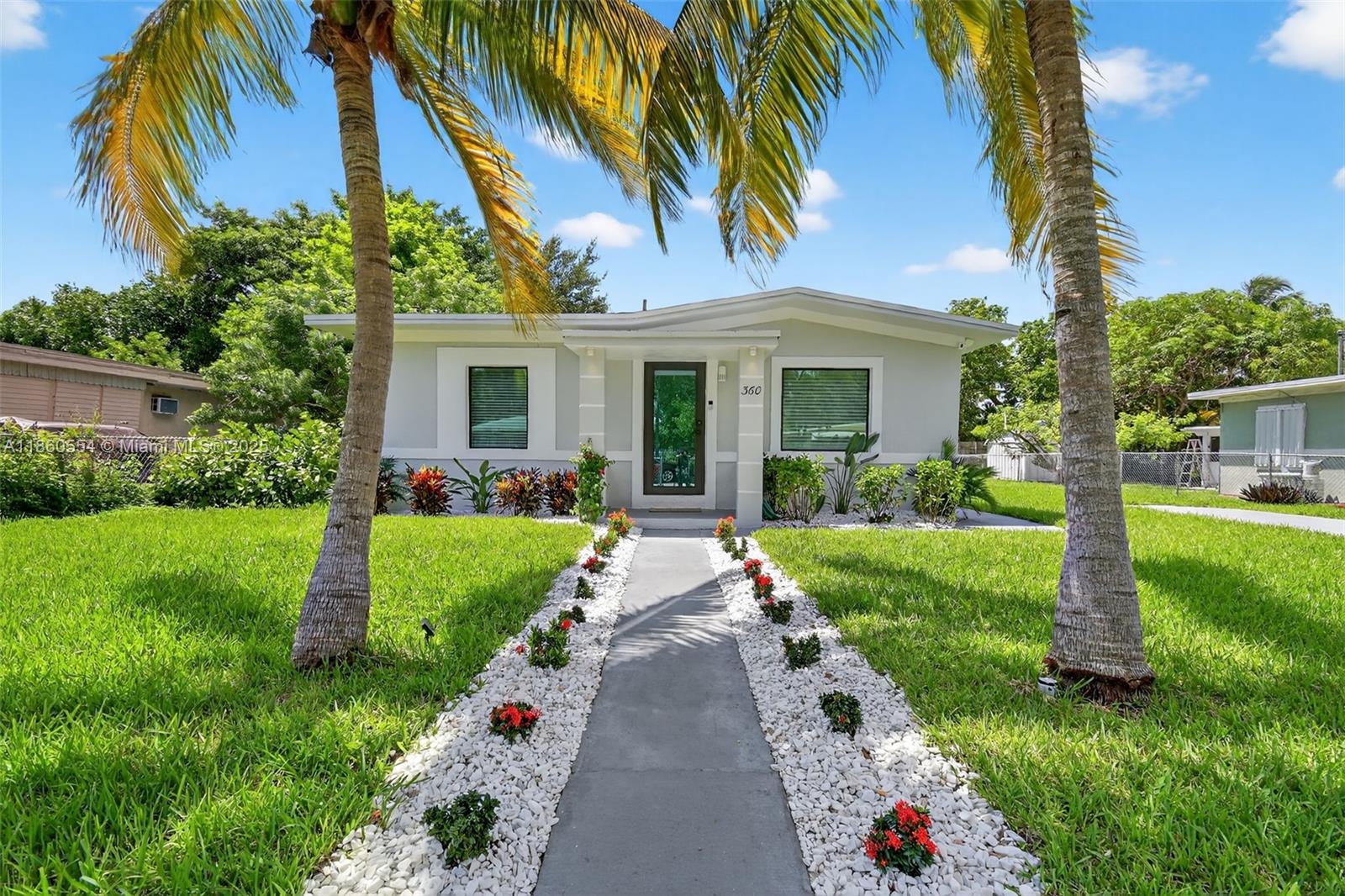360 NW 136th St, North Miami FL 33168