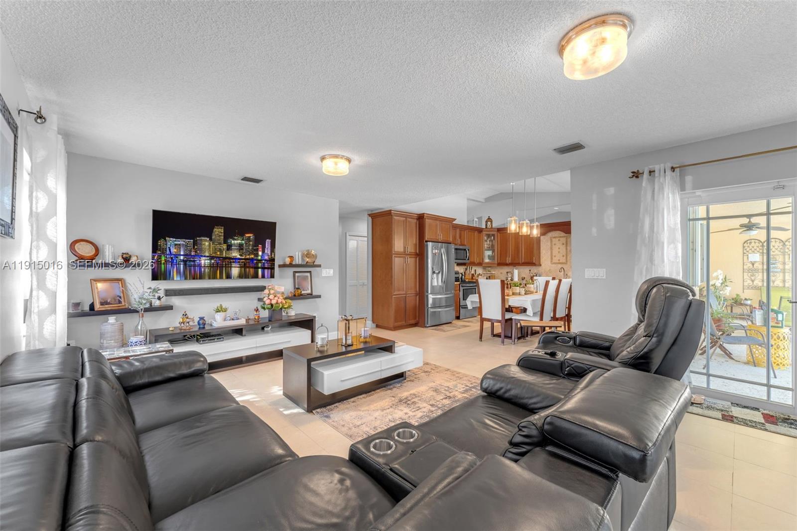 11321 SW 152nd Pl, Miami FL 33196