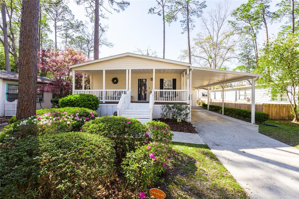 8835 NW 40TH CIRCLE
