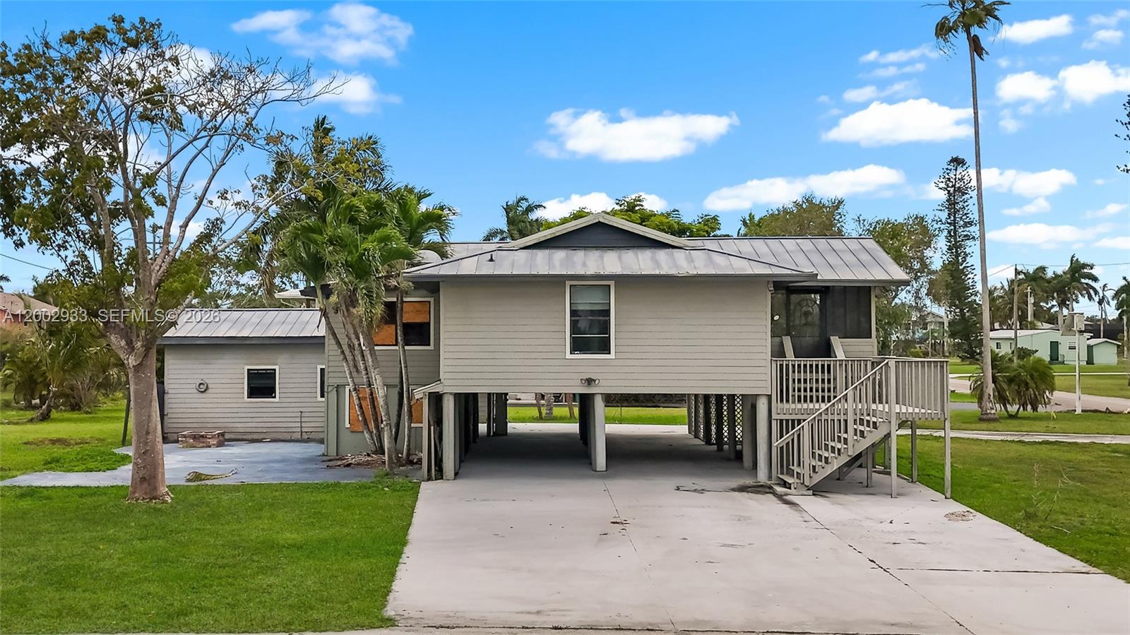 301 ALLEN AVE, Everglades City FL 34139