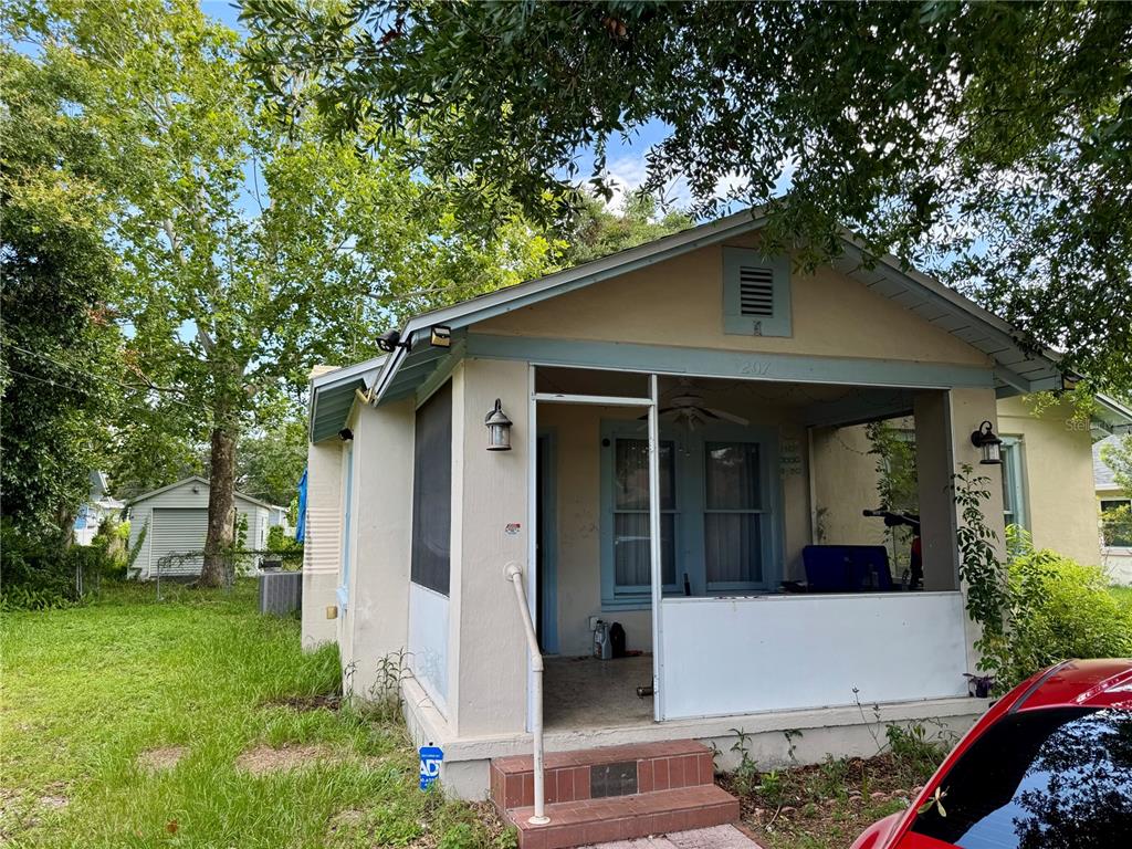 207 E ORANGE STREET