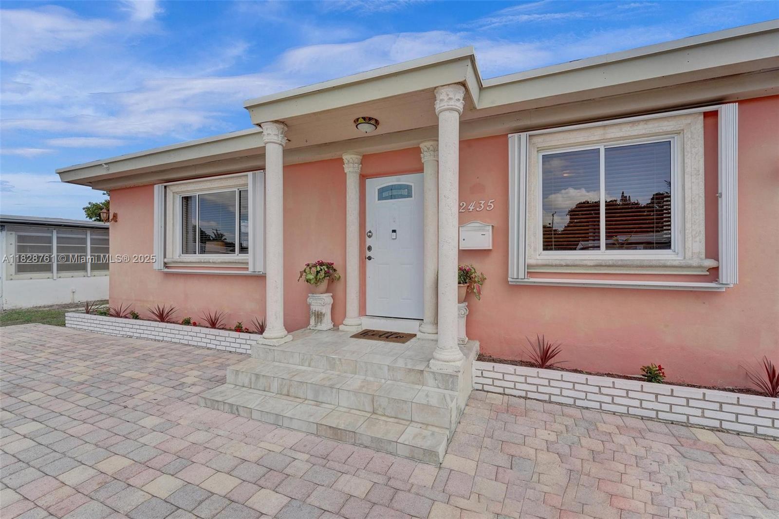 2435 Wilson street, Hollywood FL 33020