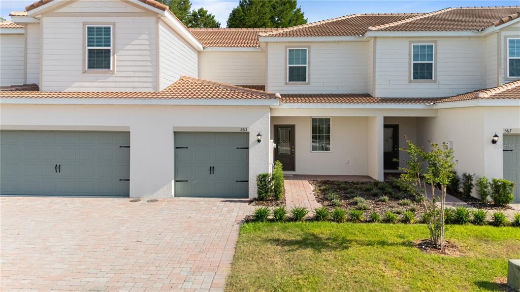 563 BAY LEAF DRIVE