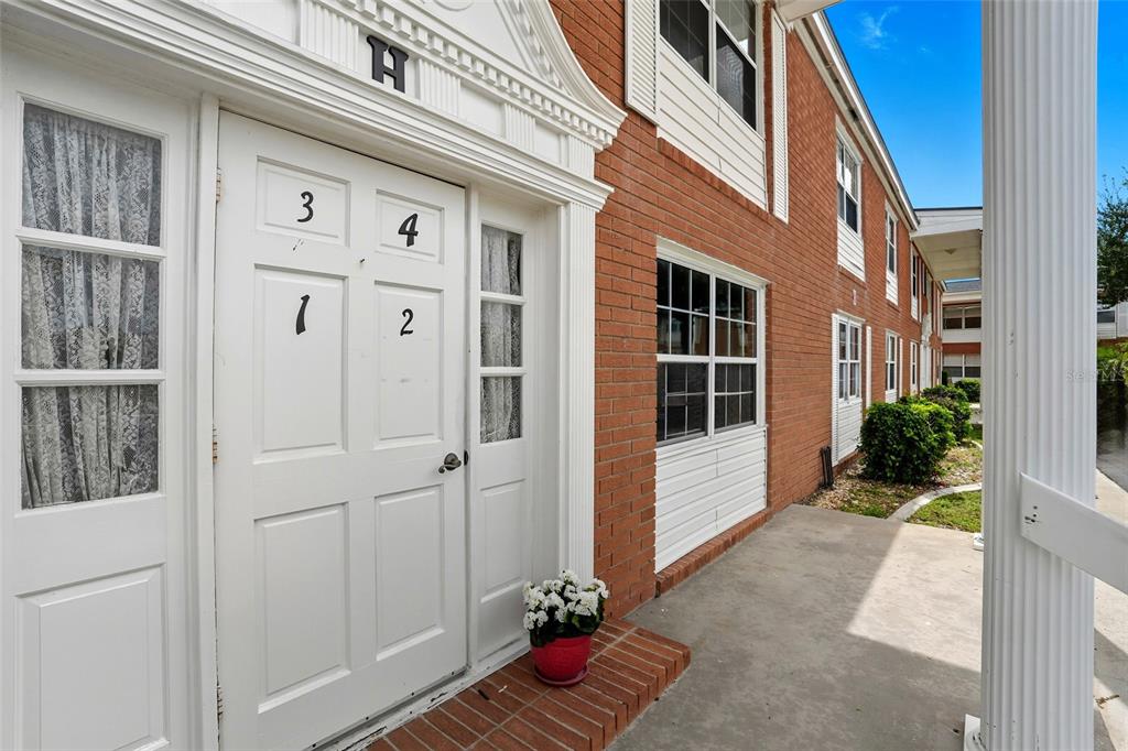 4158 TAMIAMI TRAIL UNIT H2