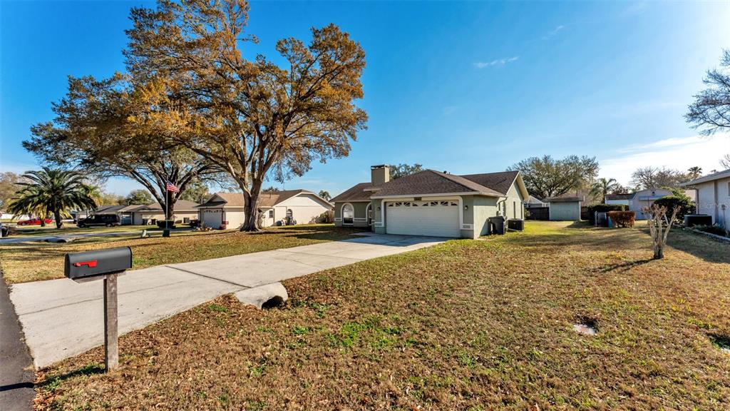 7627 CLOUSER COURT