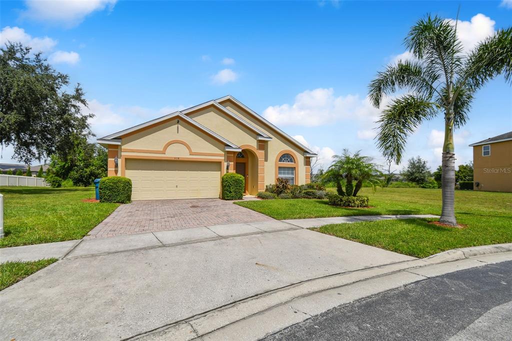 908 ANDALUSIA LOOP