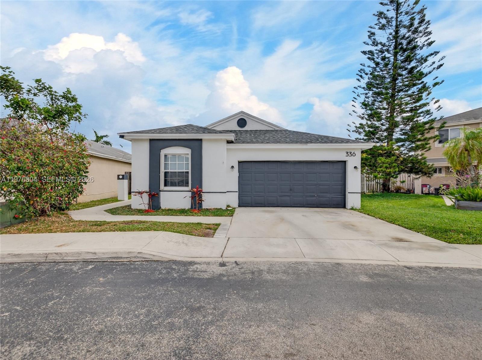 336 S Ketch Dr, Sunrise FL 33326