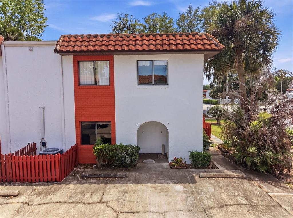 910 BIG TREE ROAD UNIT 202