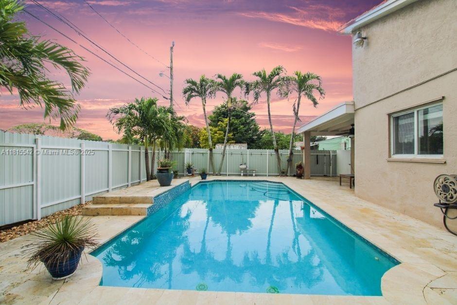 6710 SW 33rd St, Miami FL 33155