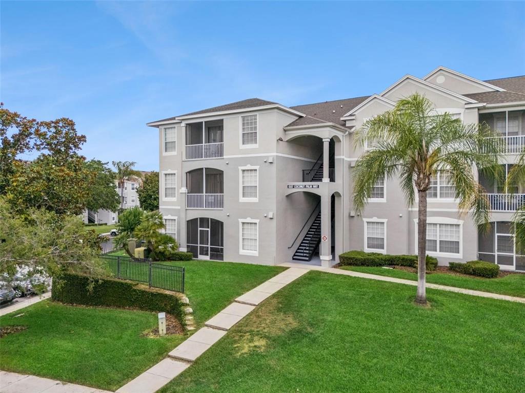 8107 COCONUT PALM WAY UNIT 102