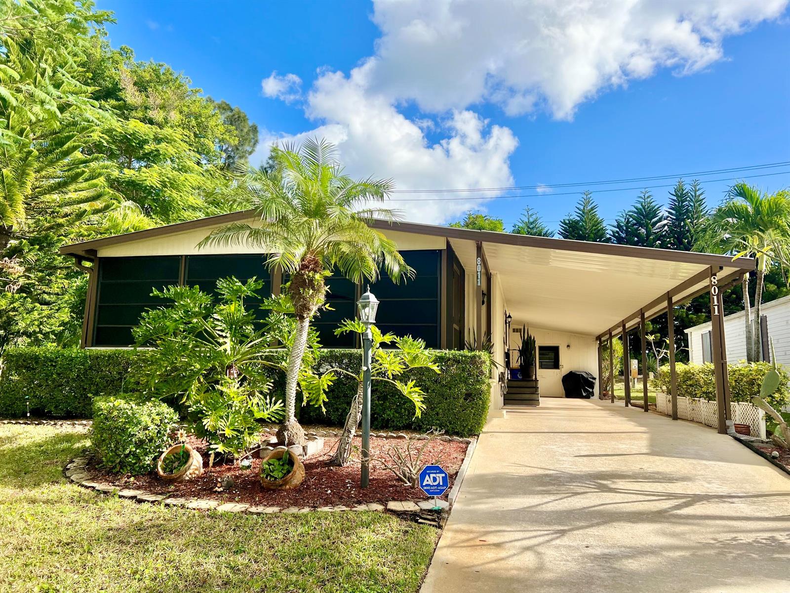 8011 SE Homestead Avenue, Hobe Sound FL 33455