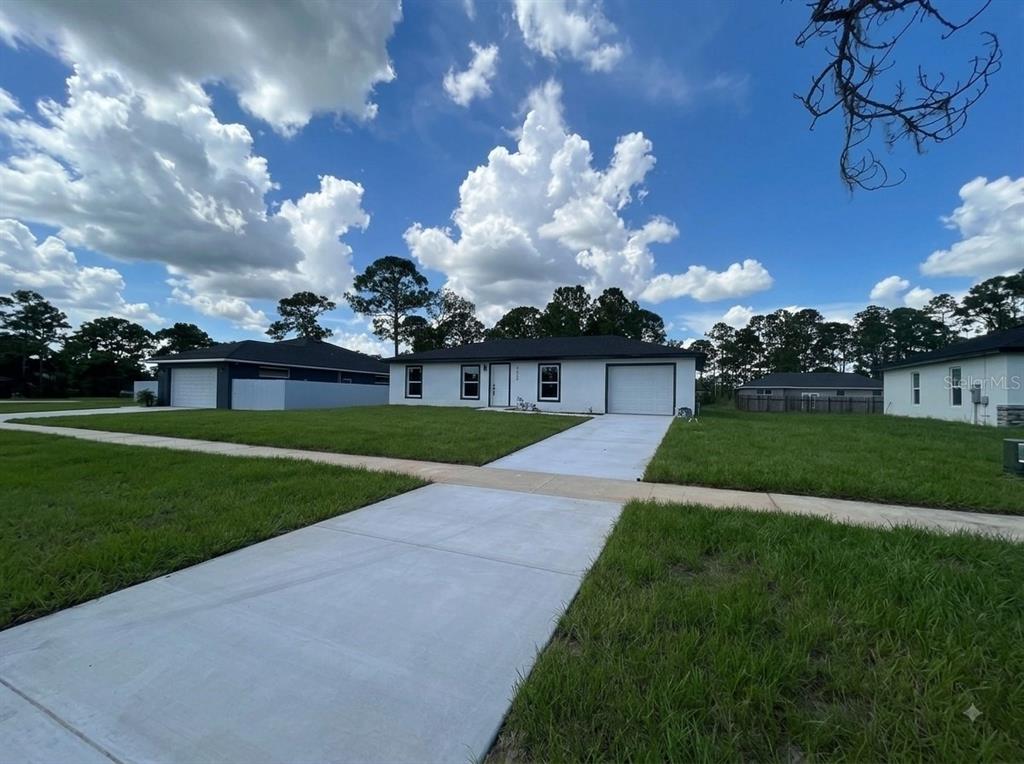 4300 THUNDERBIRD ROAD