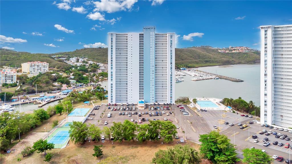 200 CONDOMINIO DOS MARINAS II. MARINA VIEW AVENUE UNIT 2410