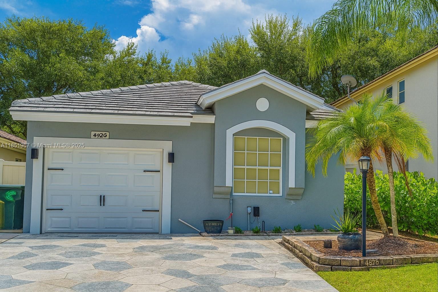 4926 Pelican St, Coconut Creek FL 33073