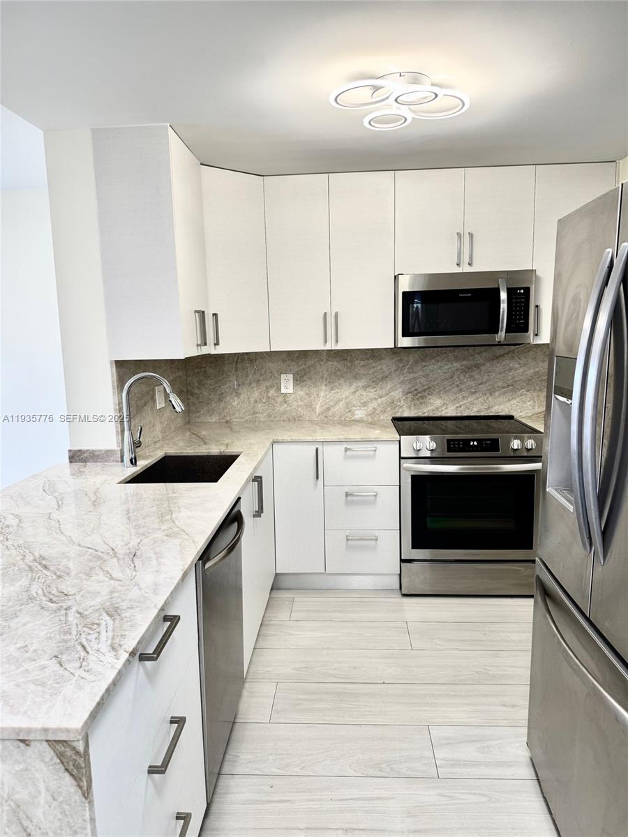 401 Golden Isles Dr # 701, Hallandale Beach FL 33009