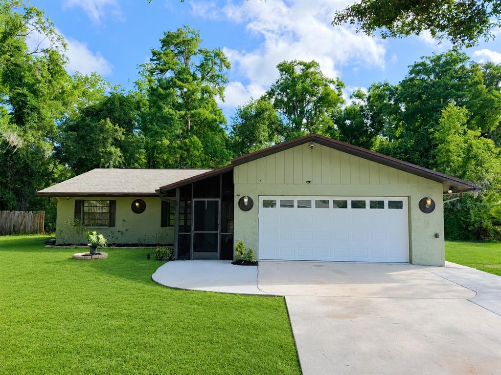 10849 LAKEVIEW DRIVE