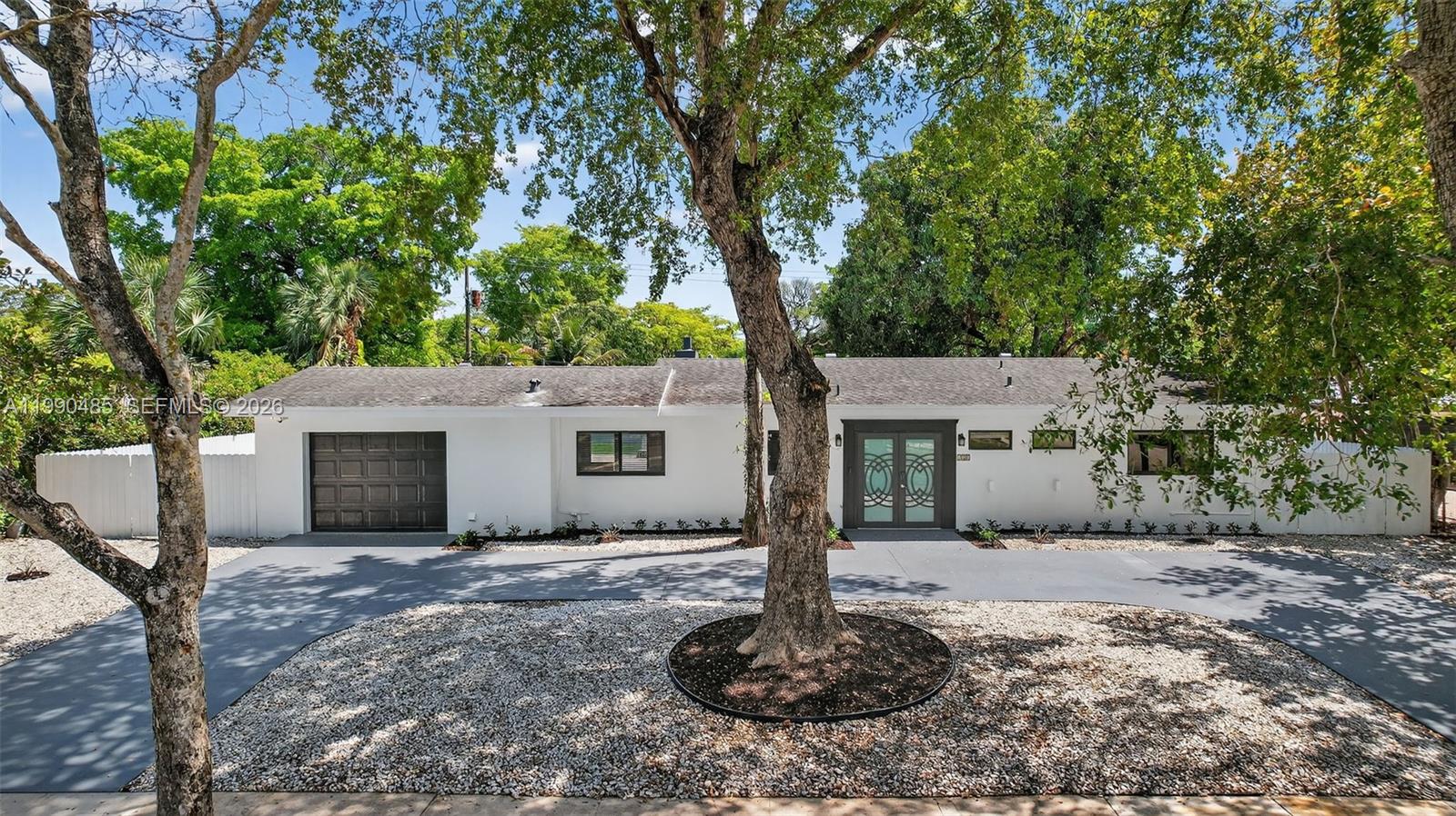 620 Camellia Ct, Plantation FL 33317