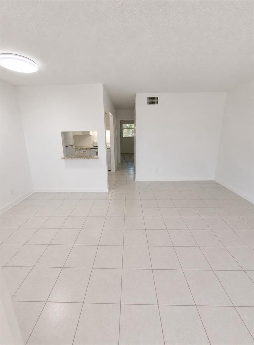 1150 NE 17th Court # 15, Fort Lauderdale FL 33305