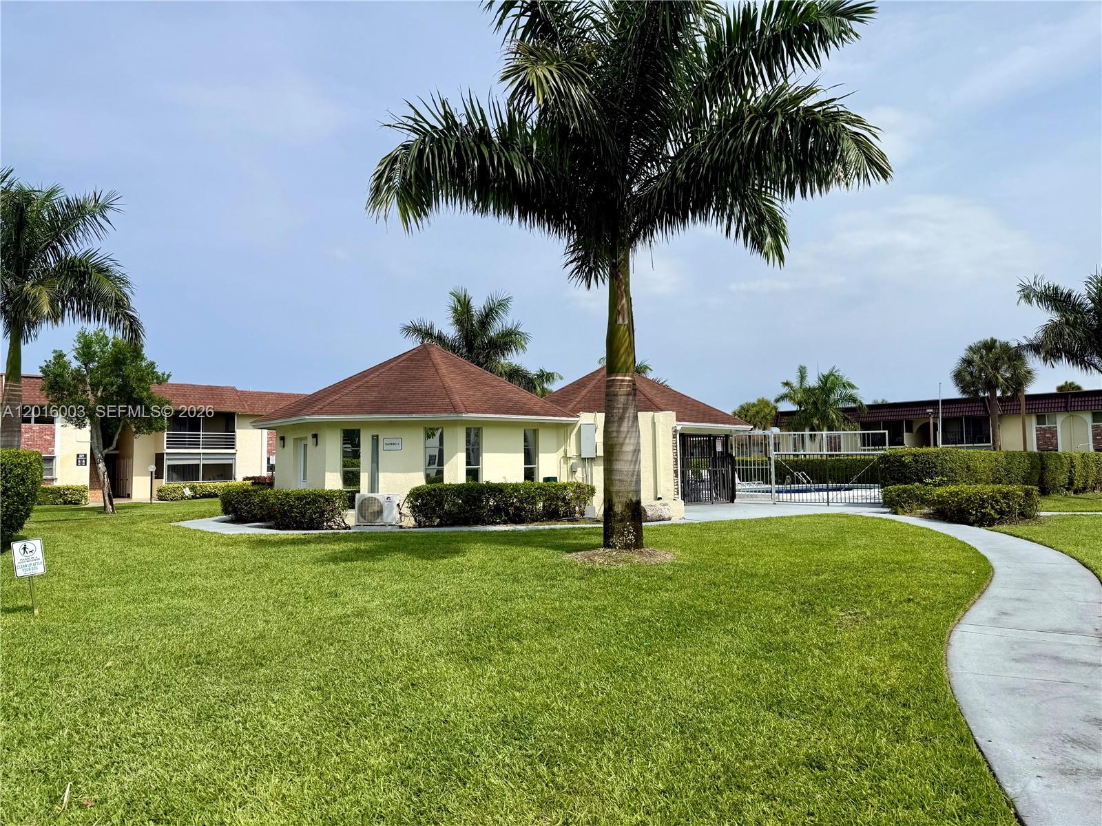 22805 SW 66th Ave # 208, Boca Raton FL 33428