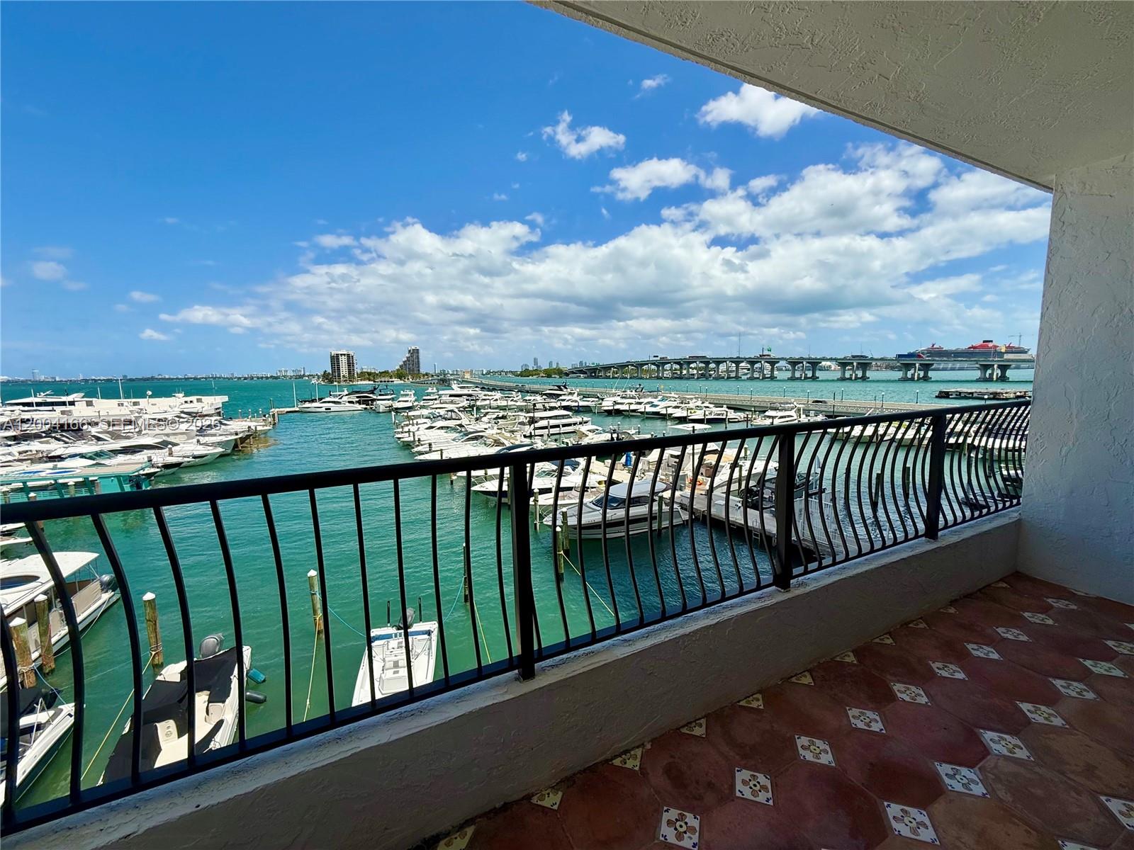 555 NE 15th St # 420, Miami FL 33132