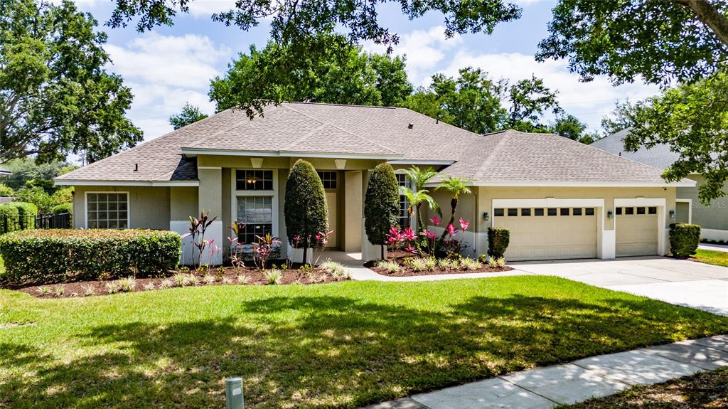 9509 BAYCLIFF COURT