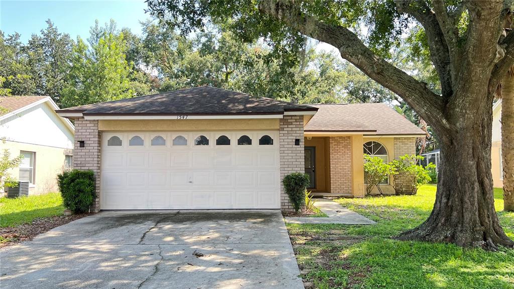 1547 OAK HILL TRAIL