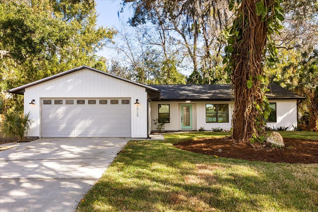 2929 WOODLAND DRIVE