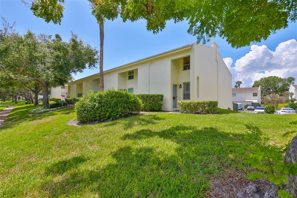 4513 W LA VILLA LANE
