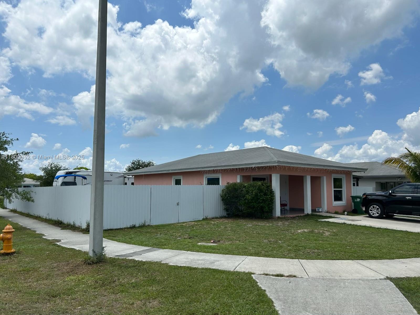 20390 SW 119th Ave, Miami FL 33177