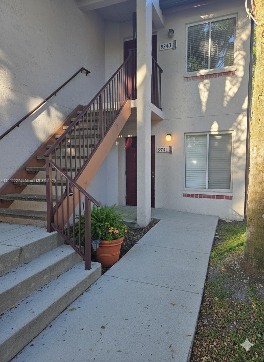 9241 SW 138th Pl # 9241, Miami FL 33186