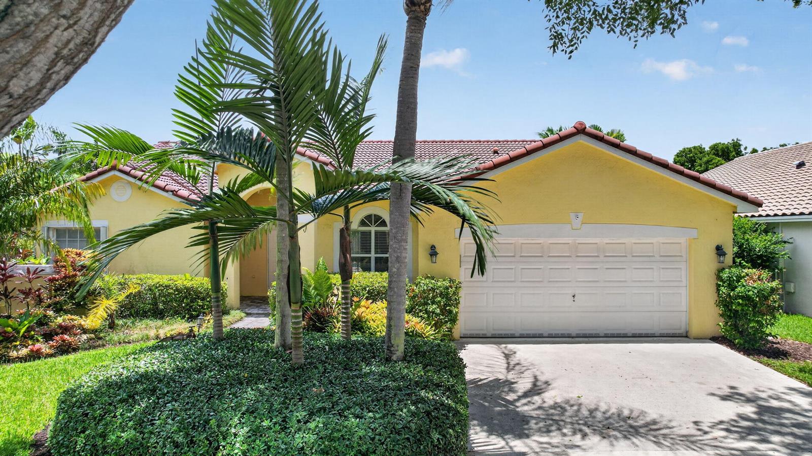 1959 Water Ridge Drive, Weston FL 33326