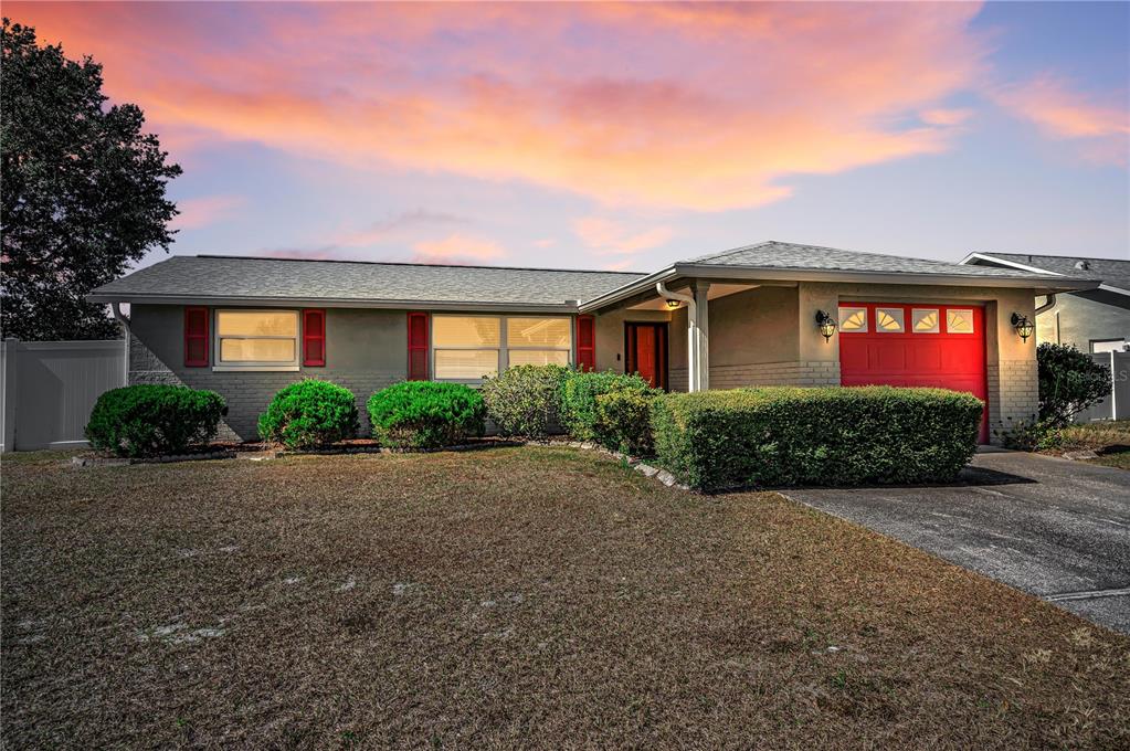 4415 ROYAL OAK LANE