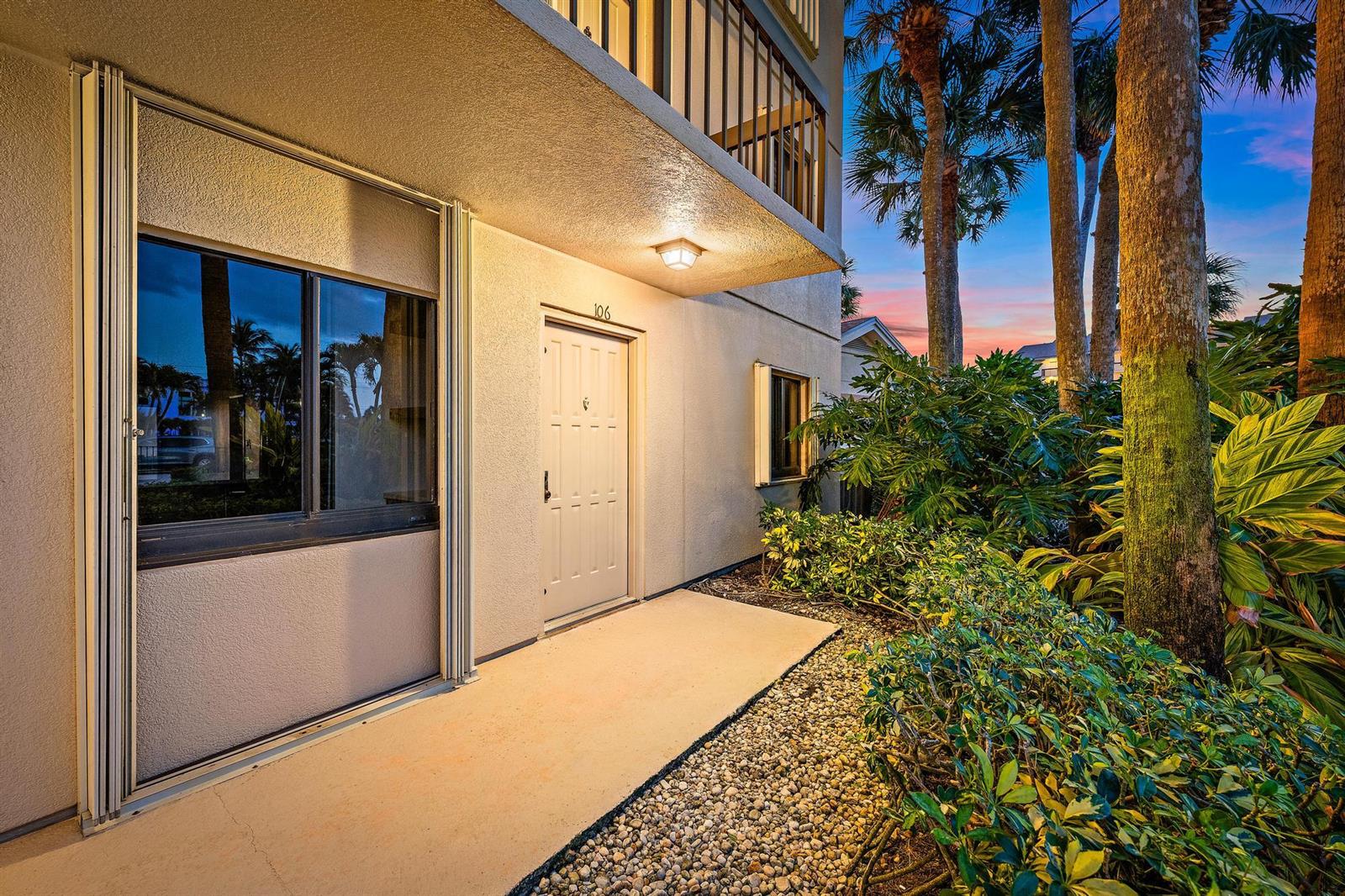 1601 Marina Isle Way # 106, Jupiter FL 33477