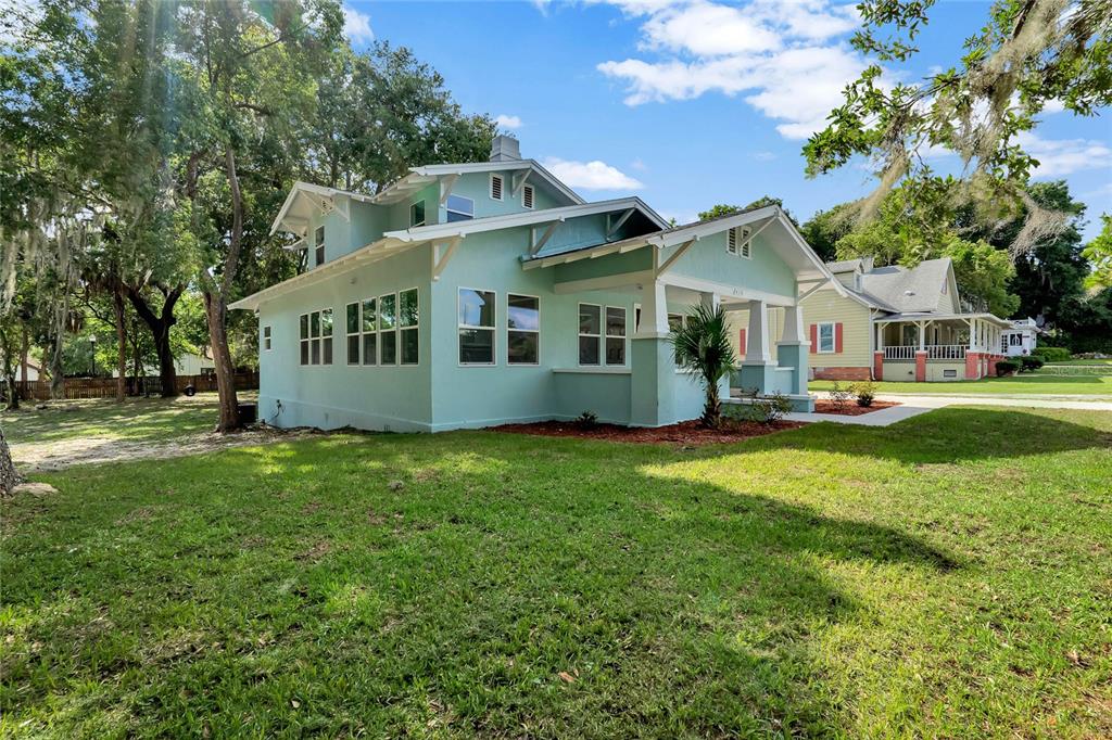 415 S 9TH STREET, LEESBURG, FL — photo 3 of 30