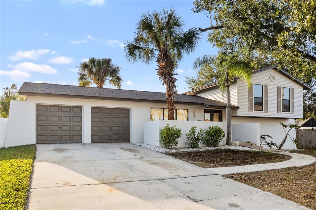 8507 WOODDALE COURT