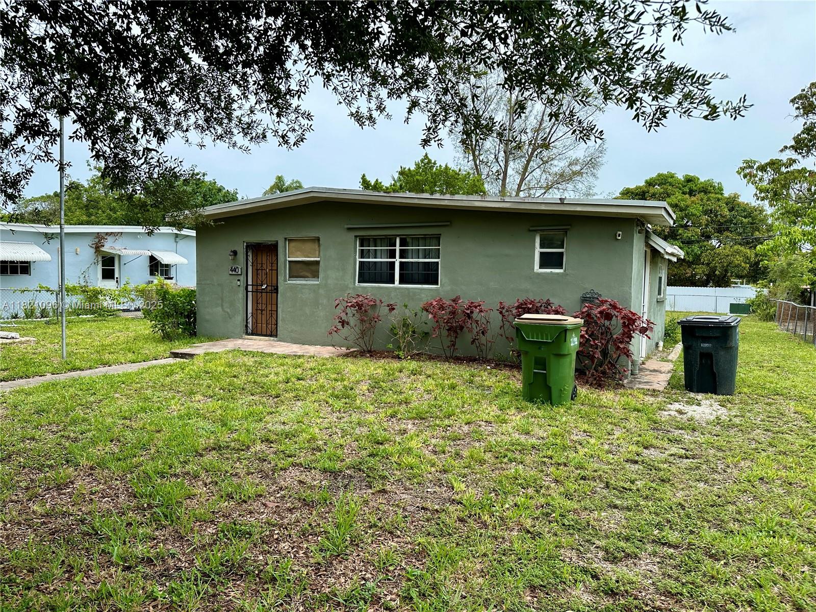 440 NW 134th St, North Miami FL 33168