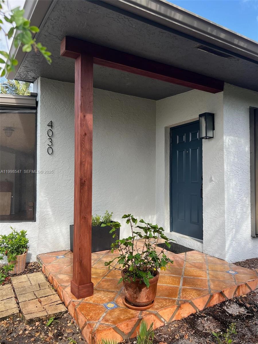 4030 NE 13th Ave, Pompano Beach FL 33064