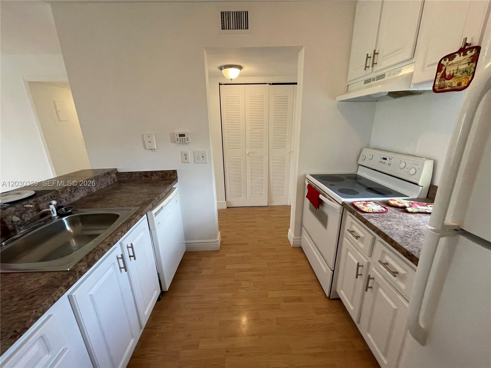 8560 N Sherman Cir # 504, Miramar FL 33025