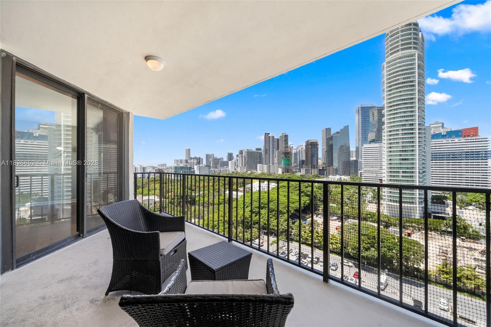 1901 Brickell Ave # B1713, Miami FL 33129