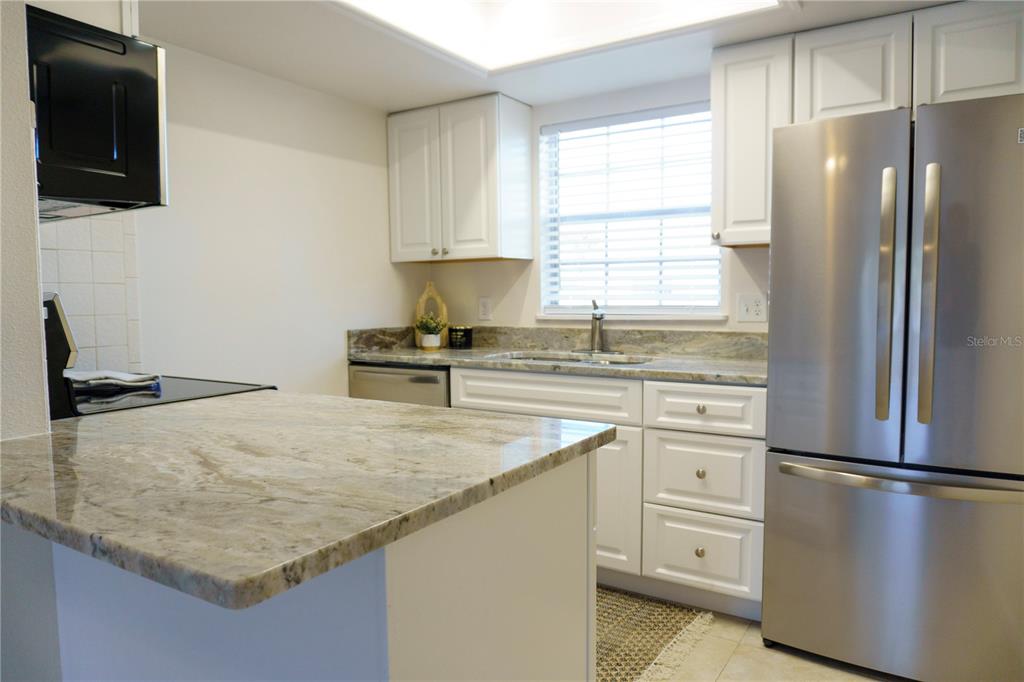 4725 AVON COURT, ST CLOUD, FL — photo 2 of 29