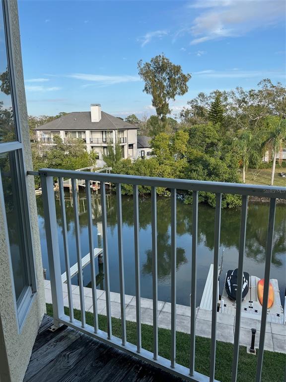 116 BRENT CIRCLE, OLDSMAR, FL — photo 3 of 11