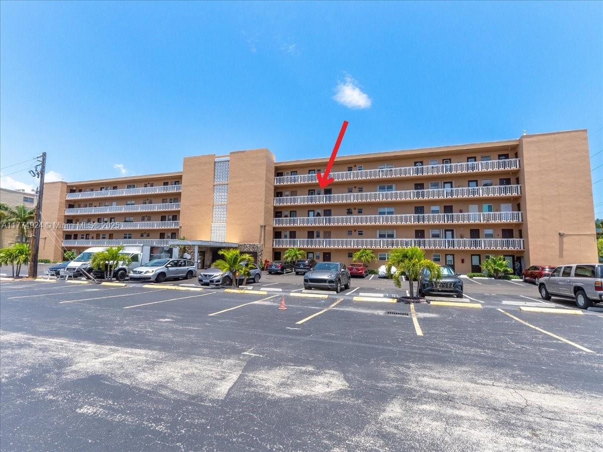 219 NE 14th Ave # 406, Hallandale Beach FL 33009