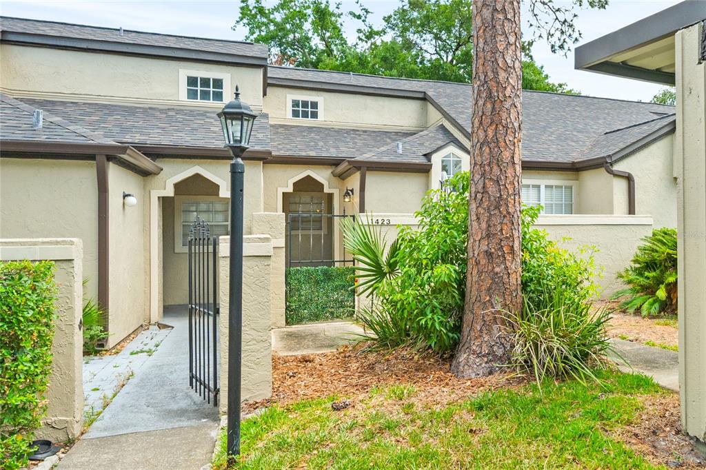 1423 FARRINDON CIRCLE